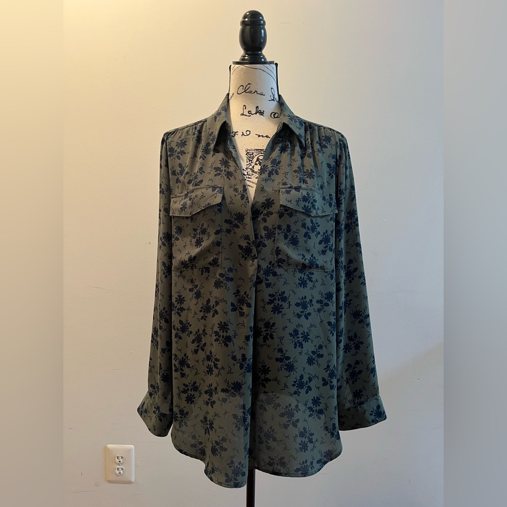 Ann Taylor Dark Green and Black Floral Blouse